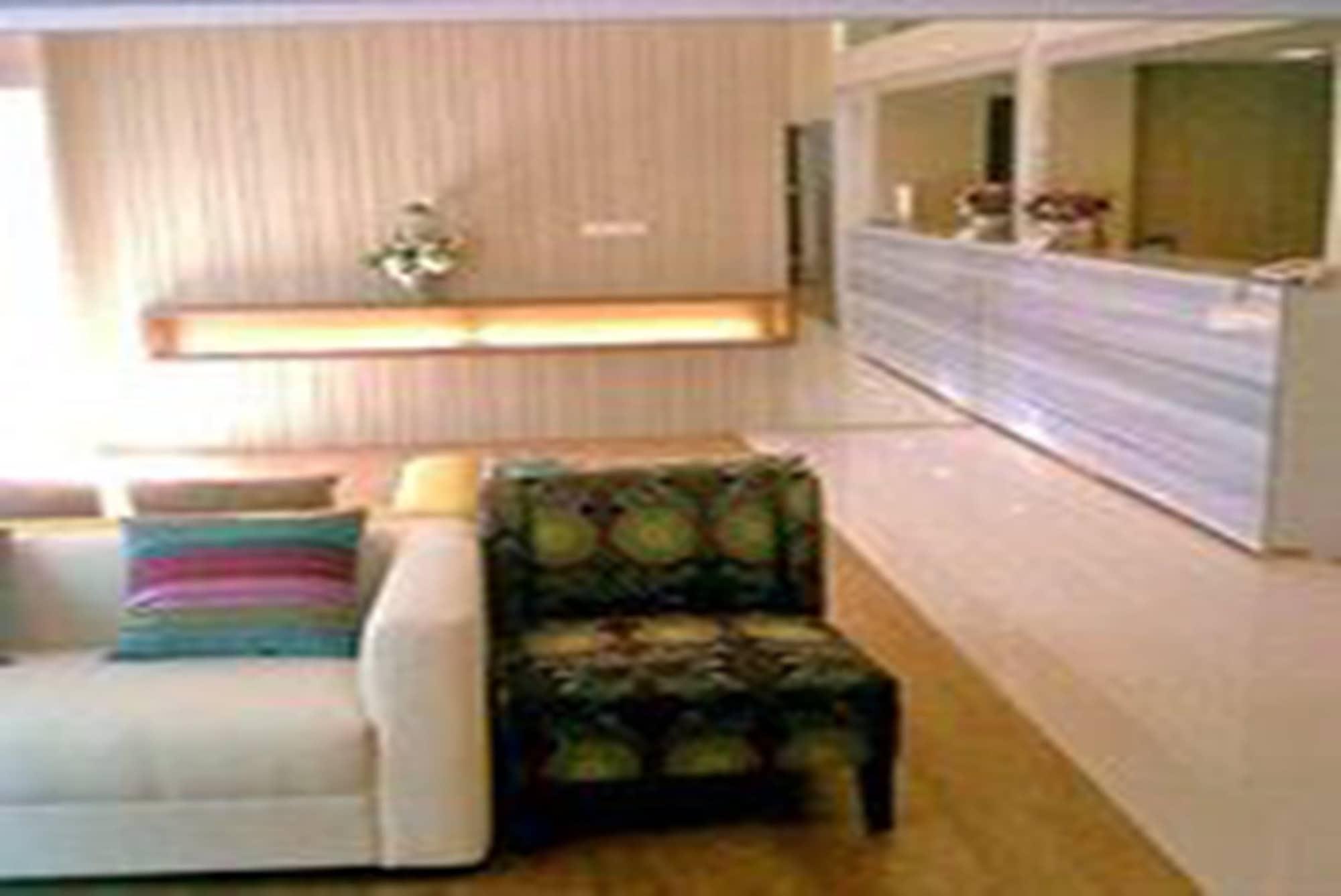 Nantra Silom Hotel Banguecoque Exterior foto