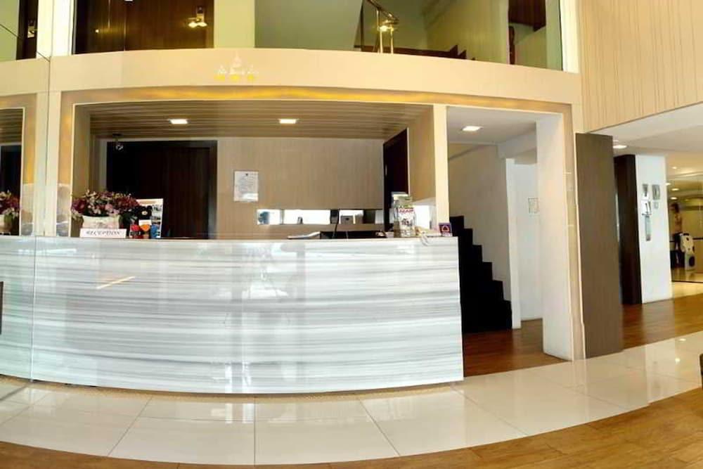 Nantra Silom Hotel Banguecoque Exterior foto